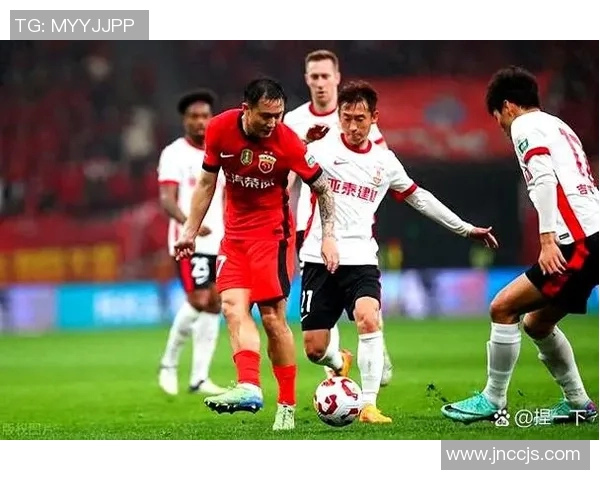 杭州篮球队在世界锦标赛积分榜上以69分稳居第一名展现强劲实力